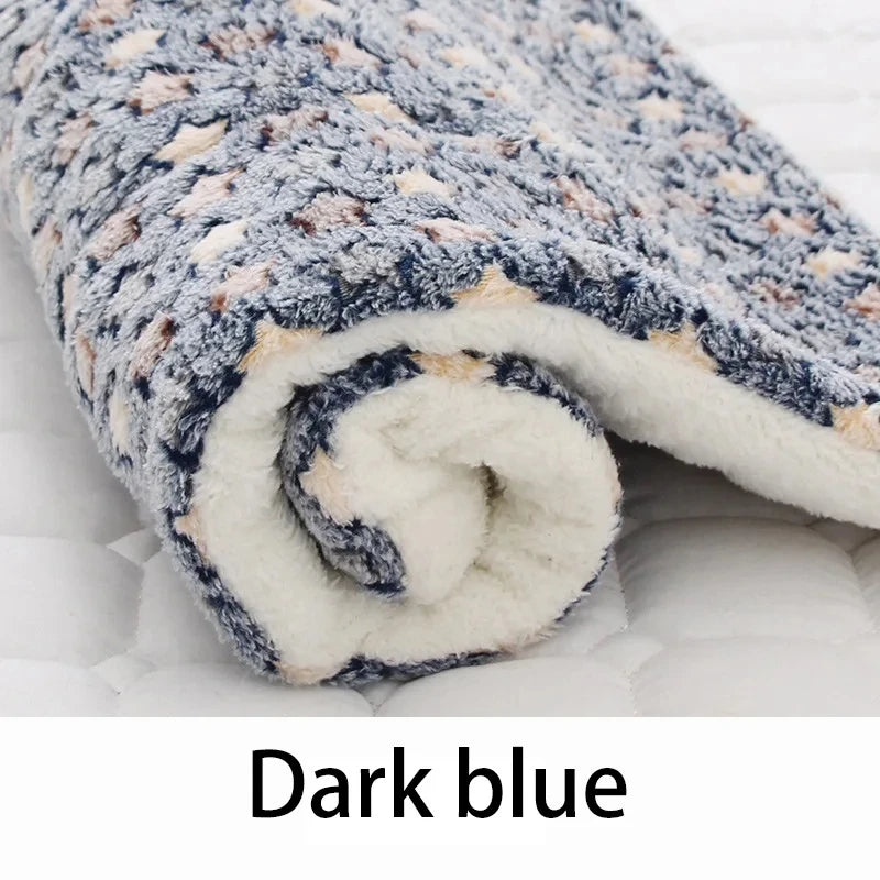 Flannel Pet Sleeping Mat & Dog Bed - Cozy Cushion for Small & Large Pets